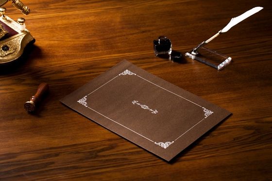 習慣は証明書のホールダーの銀の作られた熱い押す硫酸紙を印刷しました